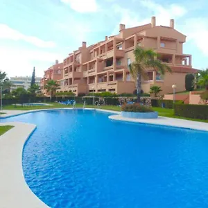 Luxurious 2 Bedroom 2 Bathroom Near Málaga